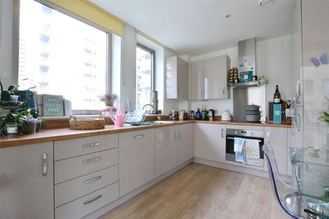 2 bedroom apartment to rent, Bessemer Place, London, SE10