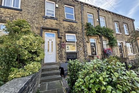 High Street, Bradford BD13