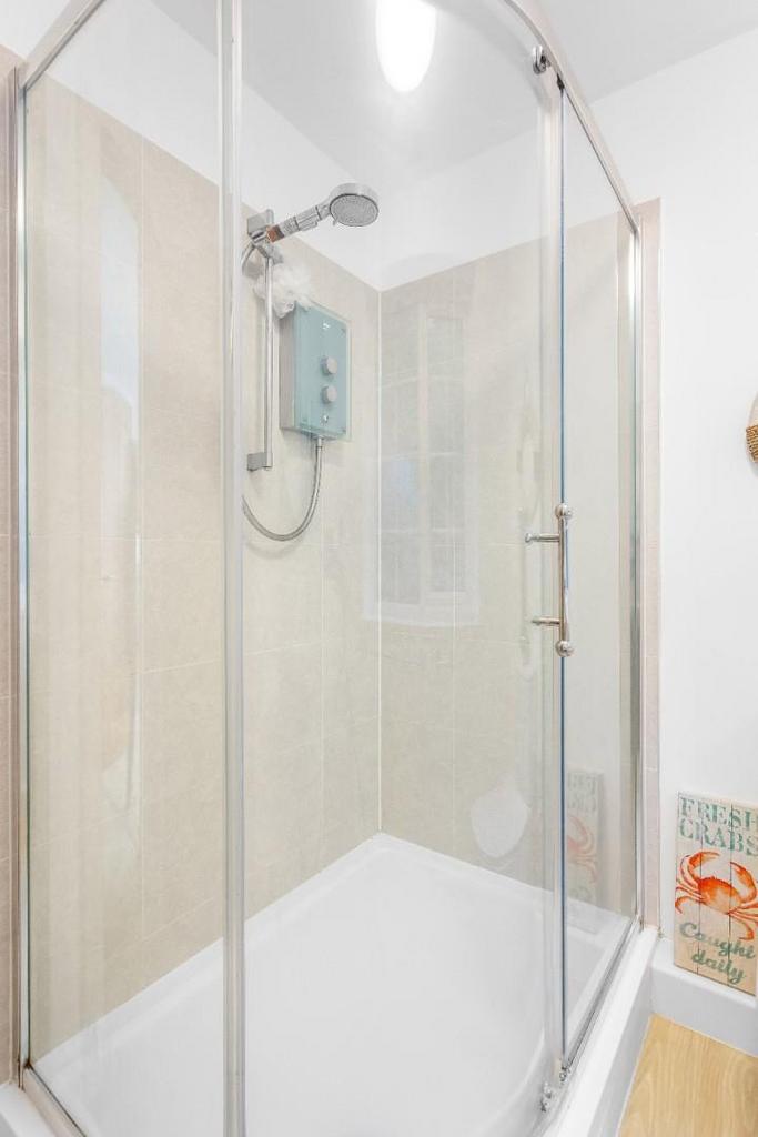 En-suite (1).jpg