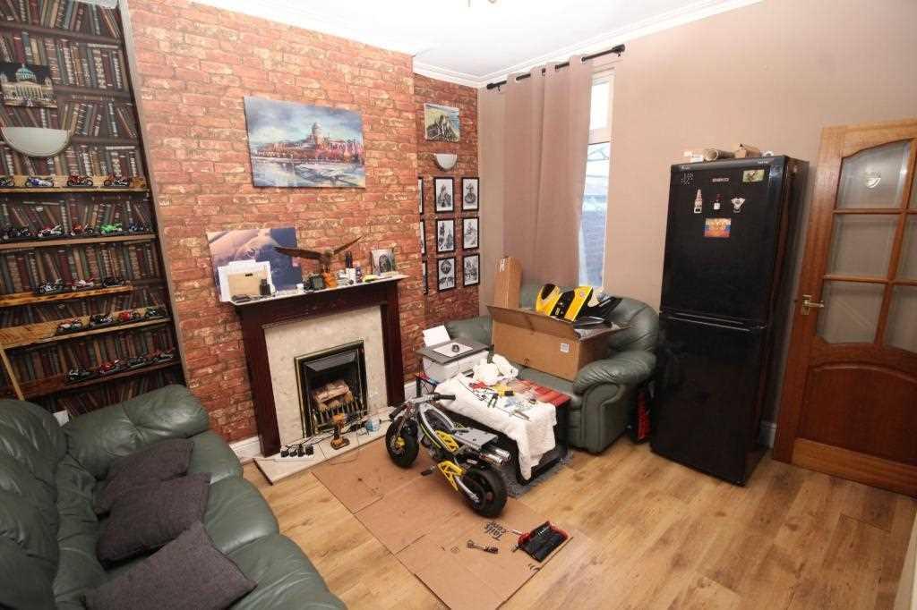 Rear Lounge