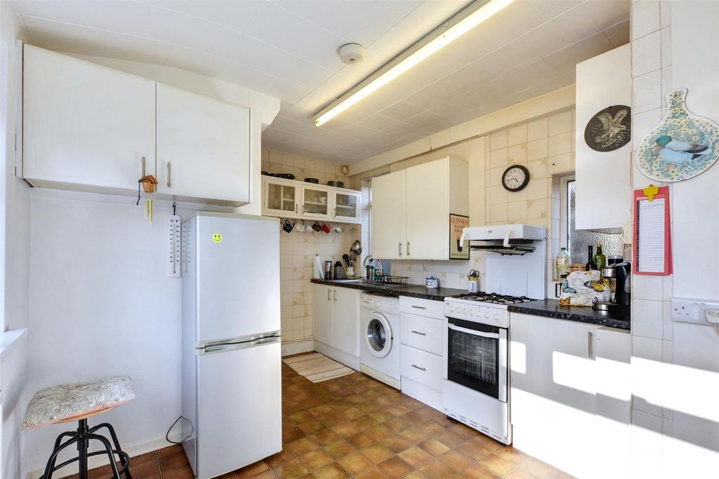 Kitchen 3.jpeg