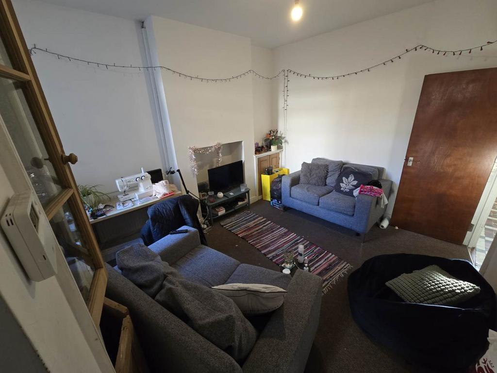 Living room (3)