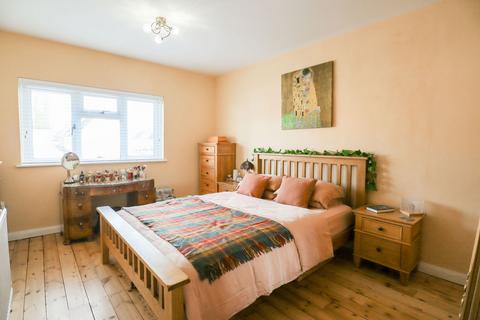 undefined, Honey Garston, Calne SN11