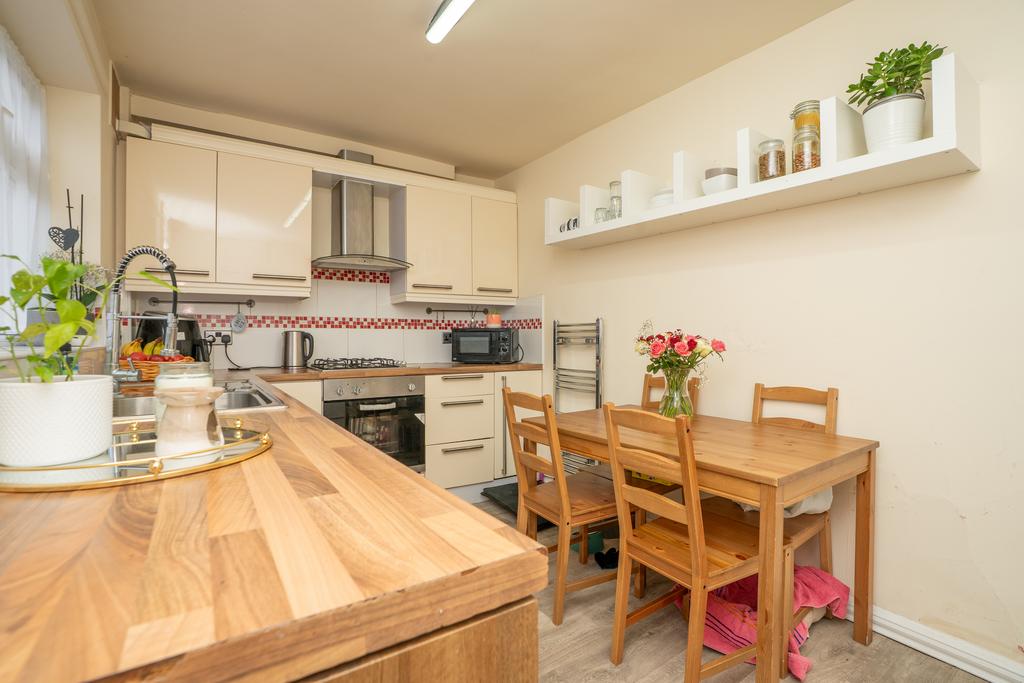 8ambertonmount9