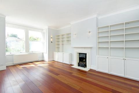 undefined, Kings Road, Richmond, TW10