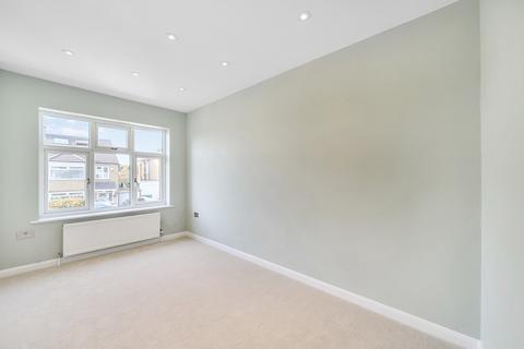 26 Woodcroft Avenue, Stanmore, HA7 3PS