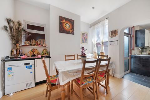 4 bedroom semi-detached house for sale, Olive Road, NW2