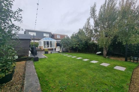 undefined, Pwll Evan Ddu, Coity, CF35