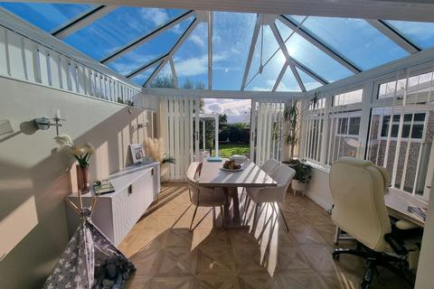undefined, Pwll Evan Ddu, Coity, CF35