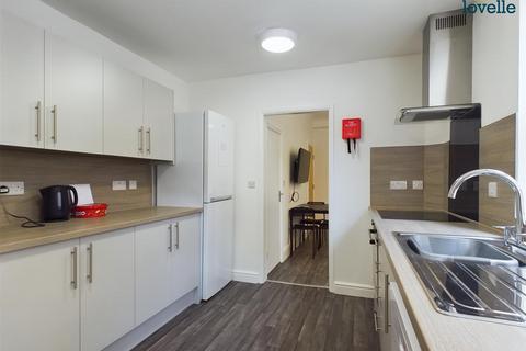 undefined, Westbourne Grove, Lincoln