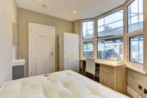 6 bedroom house to rent, Caledonian Road, Brighton BN2