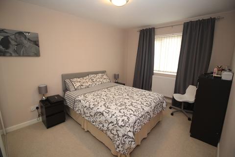 2 bedroom flat to rent, Labrador Quay, Salford Quays, Salford, M50