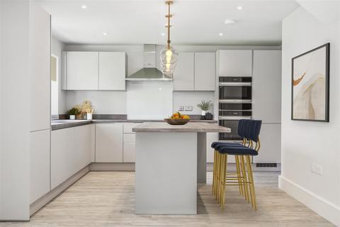 4 bedroom detached house to rent, Hawthorne Close, Garsington, Oxford