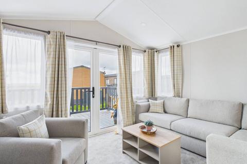 2 bedroom static caravan for sale, Bacton Norwich