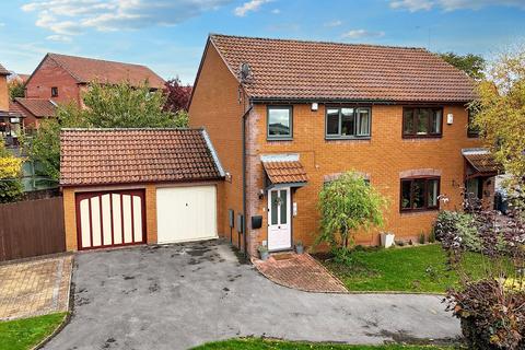 3 bedroom semi-detached house for sale, Kingsland Close, Stone, ST15