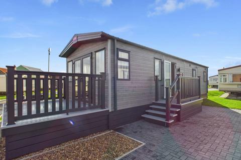 2 bedroom static caravan for sale, Bacton Norwich