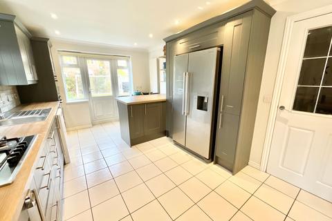7 Darwin Close, Market Drayton, TF9 3UT