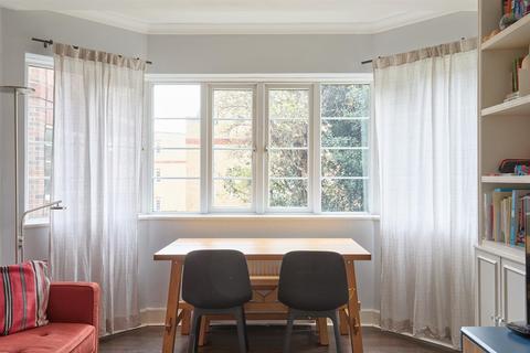 undefined, Chiswick Village, Chiswick, W4
