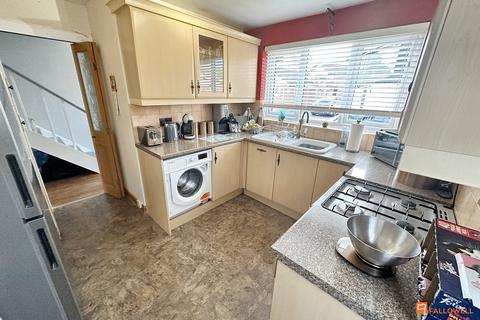 16 Uplands, Werrington, Peterborough, PE4 5AE