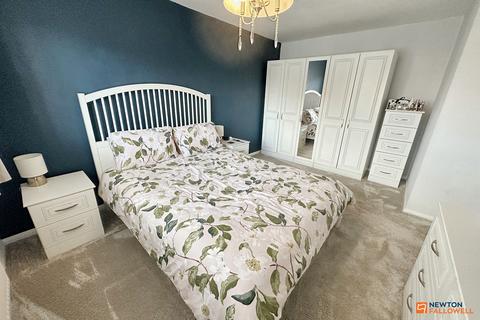 16 Uplands, Werrington, Peterborough, PE4 5AE