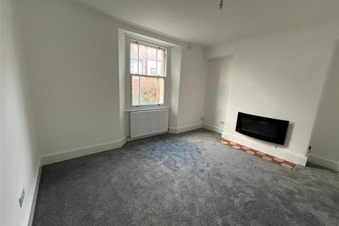 4 bedroom house to rent, Charming Townhouse - Central Wells