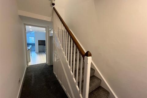 4 bedroom house to rent, Charming Townhouse - Central Wells