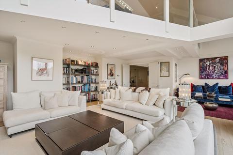 undefined, Bishops Wharf House, Parkgate Road, Battersea, London, SW11.