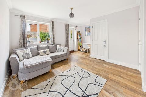 2 bedroom terraced house for sale, Dunlin Drive, Wymondham