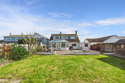 undefined, Crescent Rise, Constantine Bay, Padstow
