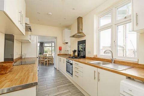 1 bedroom in a house share to rent, Haringey , London N11