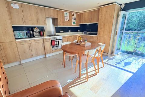 2 bedroom apartment for sale, Moor Green Lane, Birmingham B13