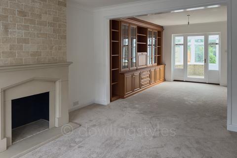 3 bedroom semi-detached house to rent, Hampton Court Avenue, East Molesey KT8