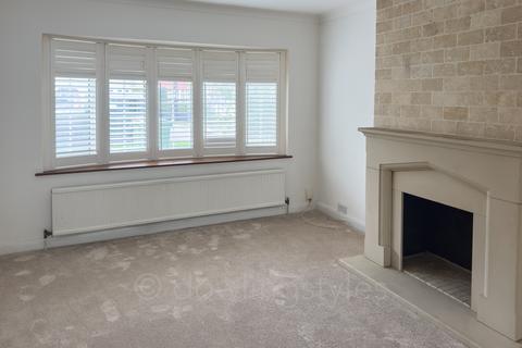 3 bedroom semi-detached house to rent, Hampton Court Avenue, East Molesey KT8