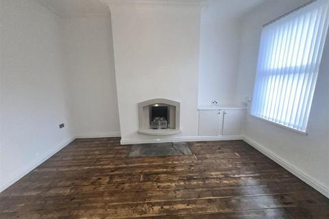 2 bedroom terraced house to rent, Gordon Terrace, Stalybridge SK15