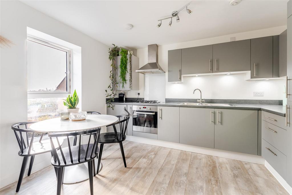 12 Strawberry drive Yatton -41.jpg