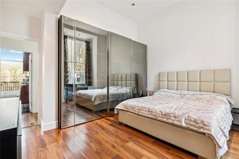 2 bedroom flat to rent, Gloucester Terrace, London W2