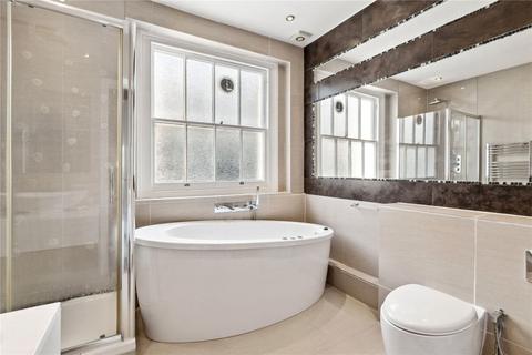 2 bedroom flat to rent, Gloucester Terrace, London W2