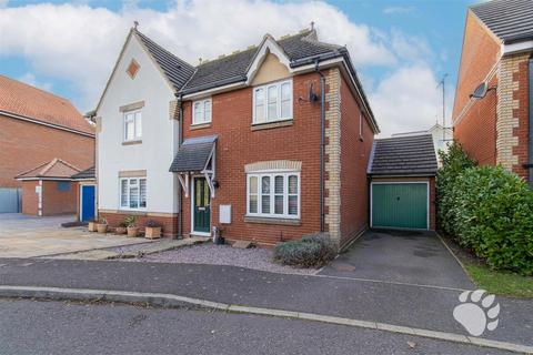 undefined, Handleys Chase, Basildon SS15