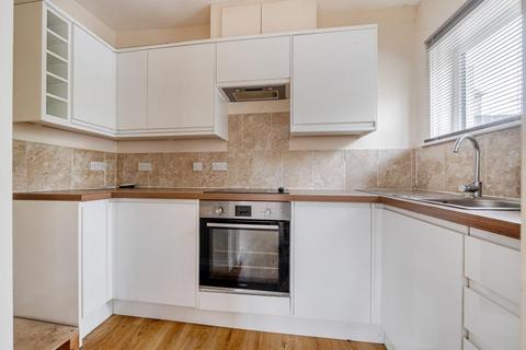 1 bedroom maisonette to rent, Burford Road,  Lechlade,  GL7