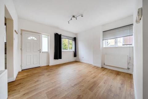 1 bedroom maisonette to rent, Burford Road,  Lechlade,  GL7