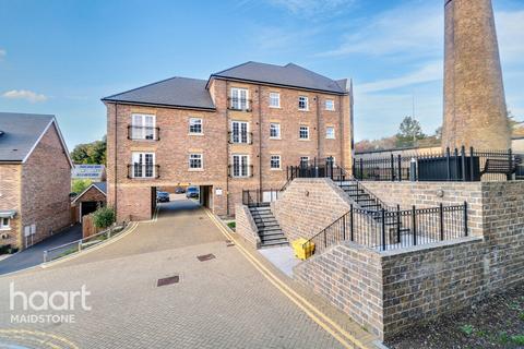 1 bedroom flat for sale, Chimney Avenue, Maidstone