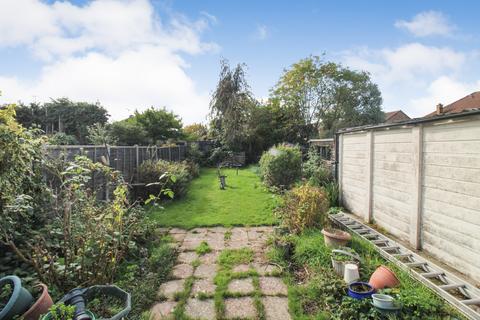 2 bedroom bungalow for sale, Glebe Road,  Farnborough, GU14