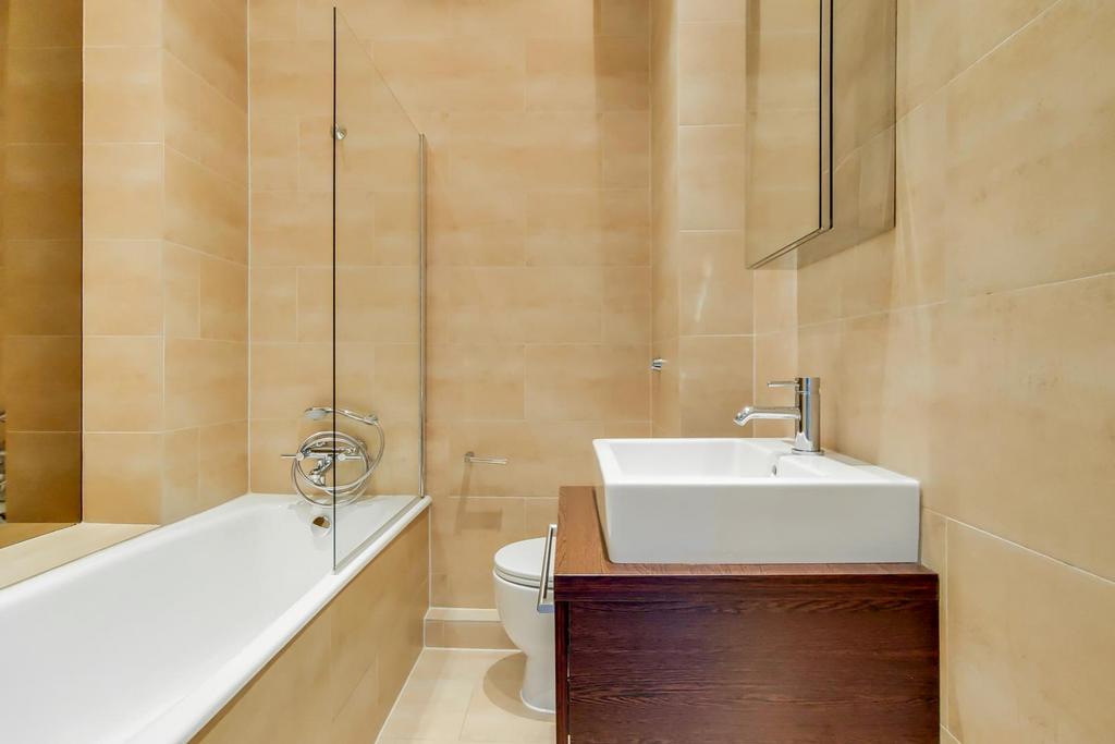 7 Master Ensuite-0.jpg