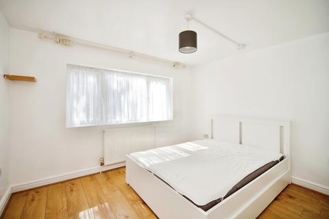 1 bedroom flat to rent, Cooper Avenue, London, E17