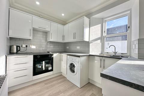 2 bedroom ground floor flat for sale, 1 Mayfield, North Street, Houston