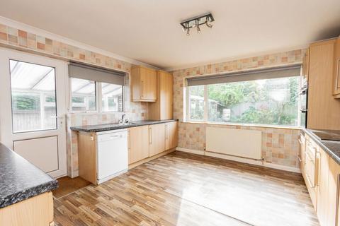 2 bedroom semi-detached house for sale, No Onward Chain In Burwash