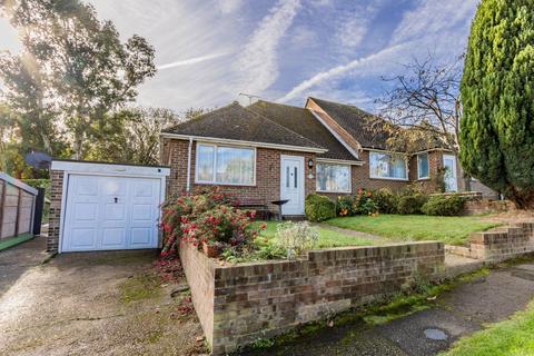 undefined, No Onward Chain In Burwash