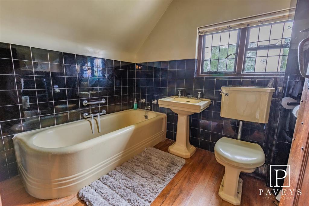 Family bathroom