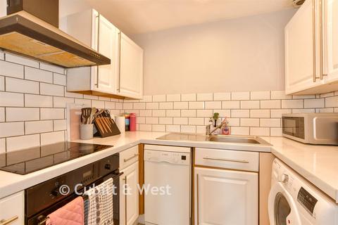 undefined, Westlands, Horsham RH13