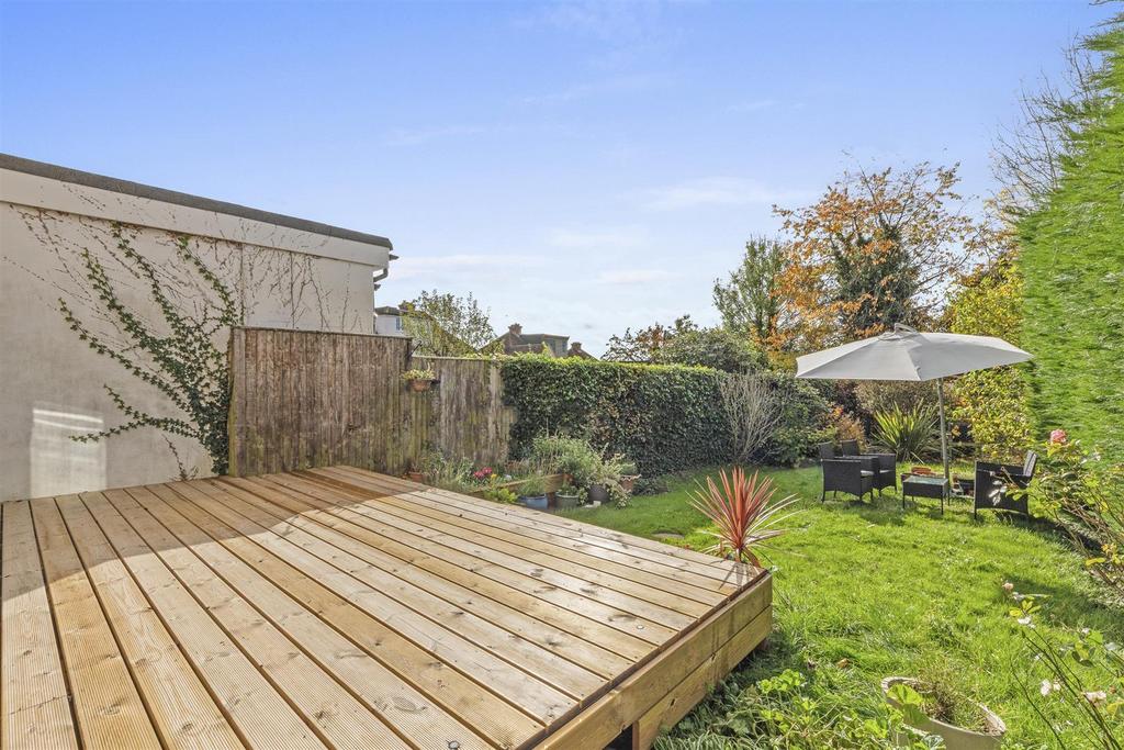 51 Geralds Road, HP13 6 BN-10.jpg